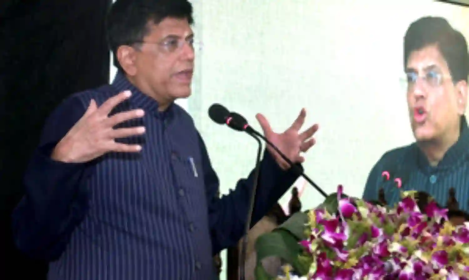 पीयूष गोयल ने गेहूं, चावल और चीनी पर निर्यात प्रतिबंध हटाने से किया इनकार