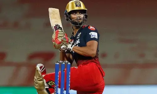 आरसीबी में शामिल इस युवा बल्लेबाज ने खेली विस्फोटक पारी, सचिन तेंदुलकर के लाड़ले ने भी दिखाए बल्लेबाजी के जौहर