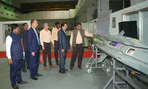 बीडीएल हैदराबाद में निर्मित स्वदेशी एस्ट्रा मिसाइल वायु सेना में शामिल होने के लिए रवाना