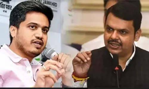 फडणवीस के ओएसडी की विदेश यात्रा पर खर्च हुए 1 करोड़ 88 लाख खर्च - रोहित पवार फडणवीस के ओएसडी की विदेश यात्रा पर खर्च हुए 1 करोड़ 88 लाख खर्च - रोहित पवार