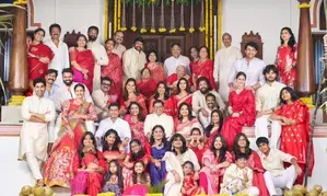 राम चरण, उपासना कोनिडेला, वरुण तेज और लावण्या ने परिवार के साथ मनाई संक्रांति