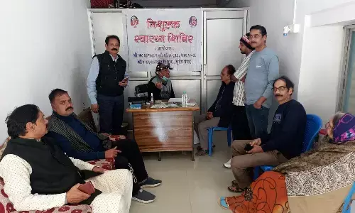 श्री प्राणनाथ धर्मशाला में आयोजित हुआ नि:शुल्क स्वास्थ्य शिविर श्री प्राणनाथ धर्मशाला में आयोजित हुआ नि:शुल्क स्वास्थ्य शिविर