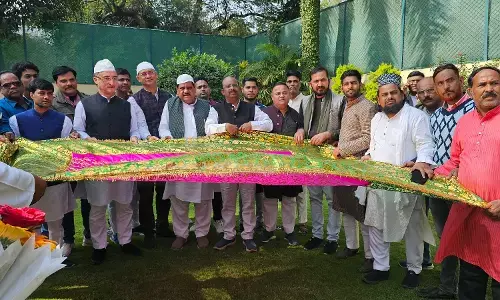 सांसद विवेक तन्खा ने भेजी अमन और मोहब्बत की चादर