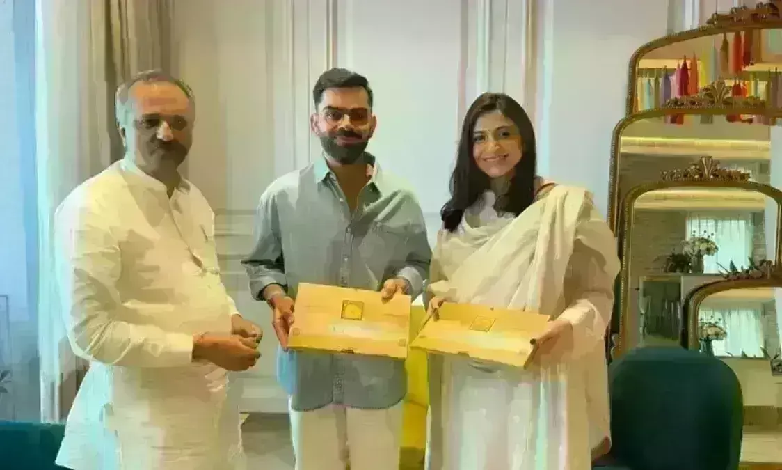अनुष्का शर्मा और विराट कोहली को मिला राम मंदिर प्राण-प्रतिष्ठा का निमंत्रण, ये सितारे भी बनेंगे ऐतिहासिक दिन का हिस्सा