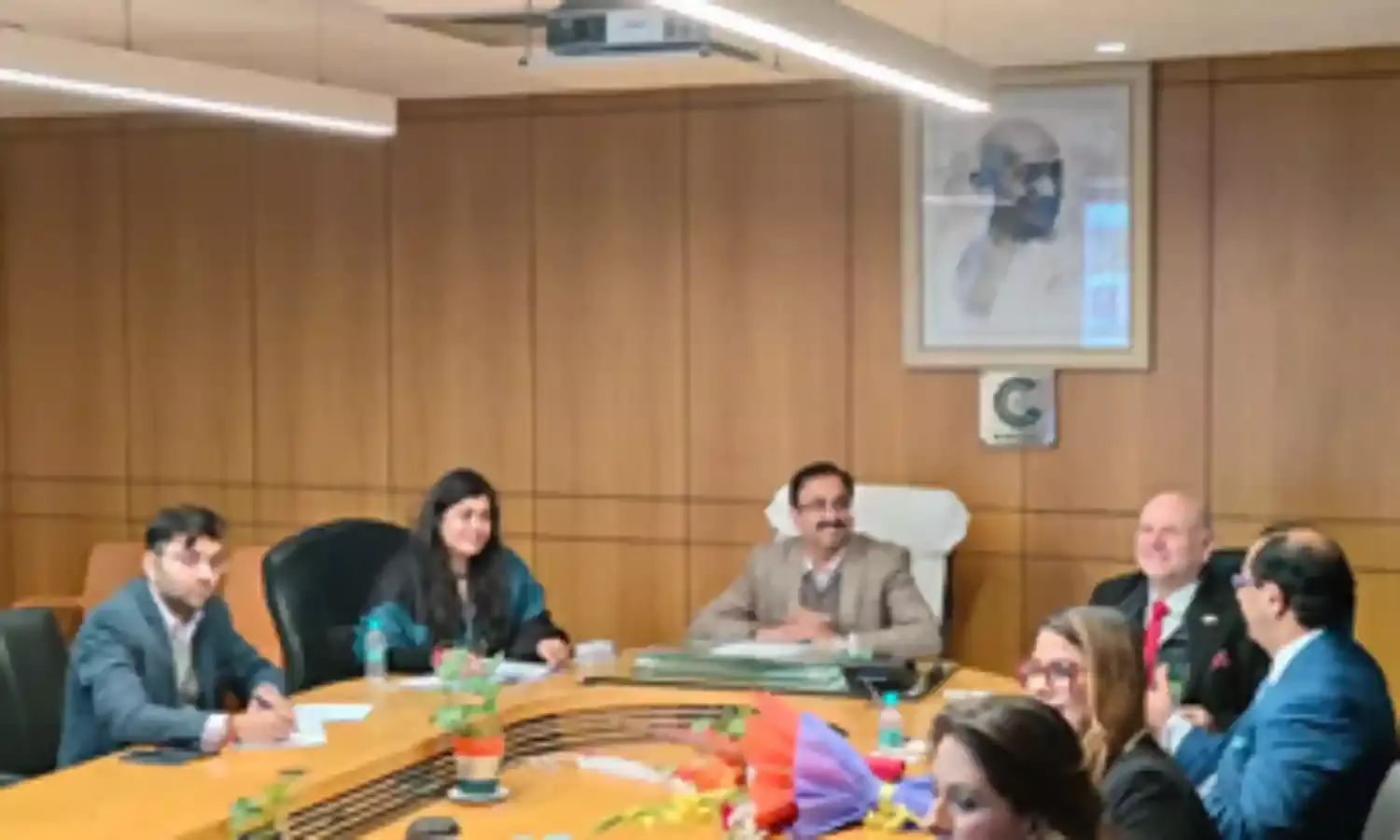 सिस्टर सिटी एग्रीमेंट से खुलेगी ग्रेनो में निवेश की राह, अमेरिका के लोउडन काउंटी सिटी के साथ जल्द एमओयू की तैयारी