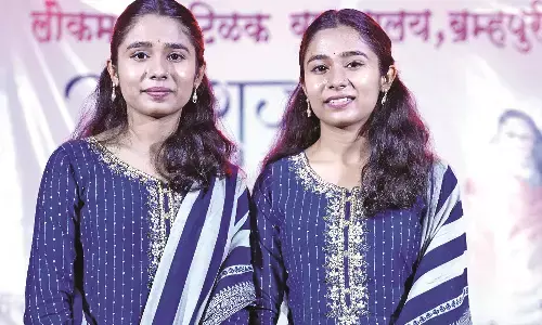 अयोध्या में 22 को वाटकर बहनों की होगी भजन प्रस्तुति, उप्र. के मुख्यमंत्री ने भेजा निमंत्रण अयोध्या में 22 को वाटकर बहनों की होगी भजन प्रस्तुति, उप्र. के मुख्यमंत्री ने भेजा निमंत्रण