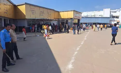 आईसीयू प्रभारी की जांच के लिए उपायुक्त ने कही जांच टीम गठित करने की बात आईसीयू प्रभारी की जांच के लिए उपायुक्त ने कही जांच टीम गठित करने की बात