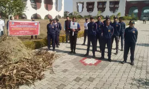 स्वच्छ परिसर, पुष्प परिसर:  पत्रकारिता विश्वविद्यालय एमसीयू