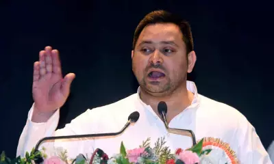 पटना में कार्यपालक पदाधिकारी को पीटने के मामले ने पकड़ा तूल, तेजस्वी ने कहा, कारवाई होगी