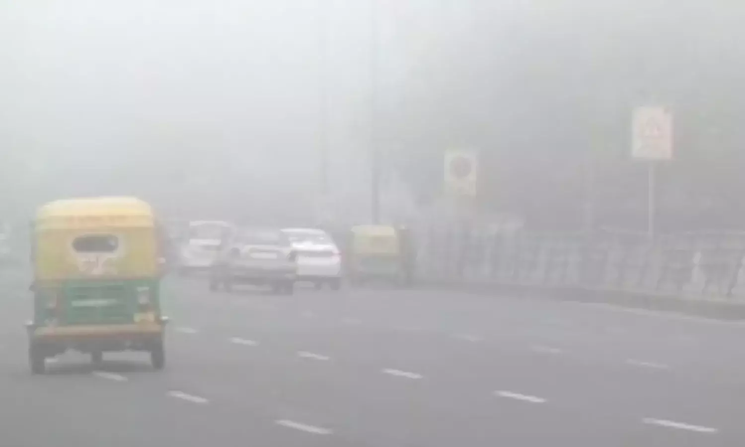 उत्तर भारत में अगले दो दिनों तक घना कोहरा, कड़ाके की ठंड जारी रहेगी : आईएमडी