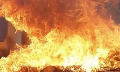ठंड से बचने अलाव जलाया था, लगी गई मकान में आग, दो मासूम भाइयों की जलकर मौत