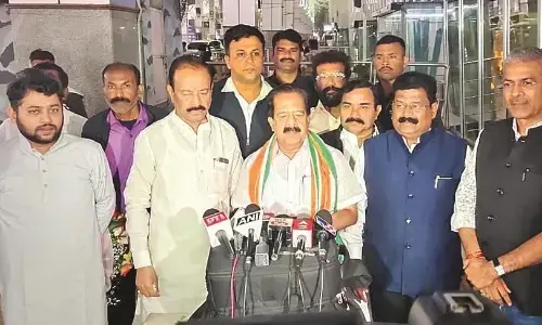 हमें कोई आपत्ति नहीं, जिनको कांग्रेस छोड़ना है, वह जल्द छोड़ें - रमेश चेन्निथला हमें कोई आपत्ति नहीं, जिनको कांग्रेस छोड़ना है, वह जल्द छोड़ें - रमेश चेन्निथला