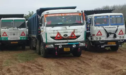 रेत-गिट्टी भरे डंपर-हाईवा की ताबड़तोड़ जांच,14 पहुंचे थाना