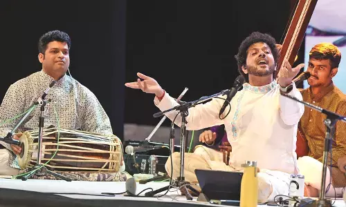 सीनियर सिटीजन का हैप्पी इंडेक्स बढ़ाने के लिए हमेशा संकल्पबद्ध : नितीन गडकरी