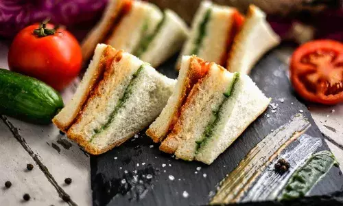 रिपब्लिक डे पर बच्चों के लिए बनाएं ट्राई कलर सैंडविच, इस आसान रेसिपी से