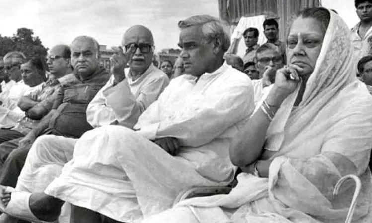 राम मंदिर आंदोलन में राजमाता विजयाराजे सिंध्या ने निभाई थी अहम भूमिका, बाबरी विध्वंस के बाद था- अब मैं बिना किसी अफसोस के प्राण त्याग सकती हूं...