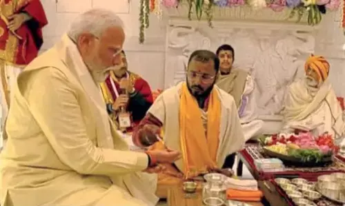 बीड के पुरोहित ज्योतकर अयोध्या में भगवान श्रीराम मंदिर प्राण प्रतिष्ठा विधि में सहभागी हुए बीड के पुरोहित ज्योतकर अयोध्या में भगवान श्रीराम मंदिर प्राण प्रतिष्ठा विधि में सहभागी हुए