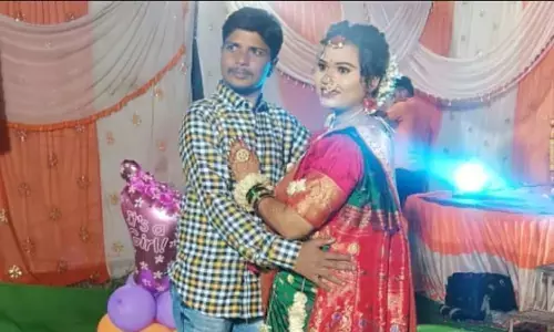 बीड के जेंडर चेंज पुलिस कर्मी ललित सालवे के घर आई खुशी, अब बन गए हैं पिता बीड के जेंडर चेंज पुलिस कर्मी ललित सालवे के घर आई खुशी, अब बन गए हैं पिता