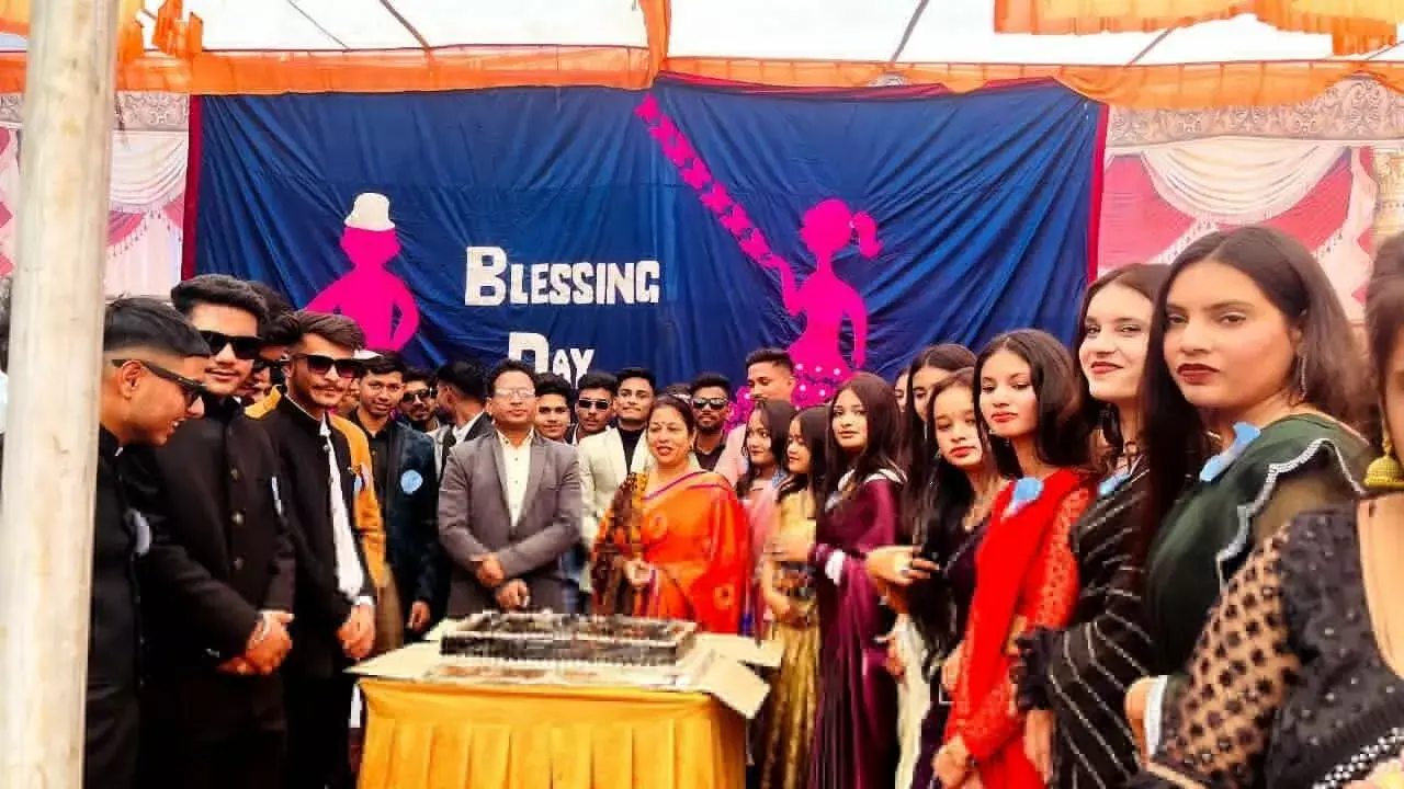 स्कोप पब्लिक स्कूल में आयोजित हुआ विदाई समारोह - ब्लेसिंग डे