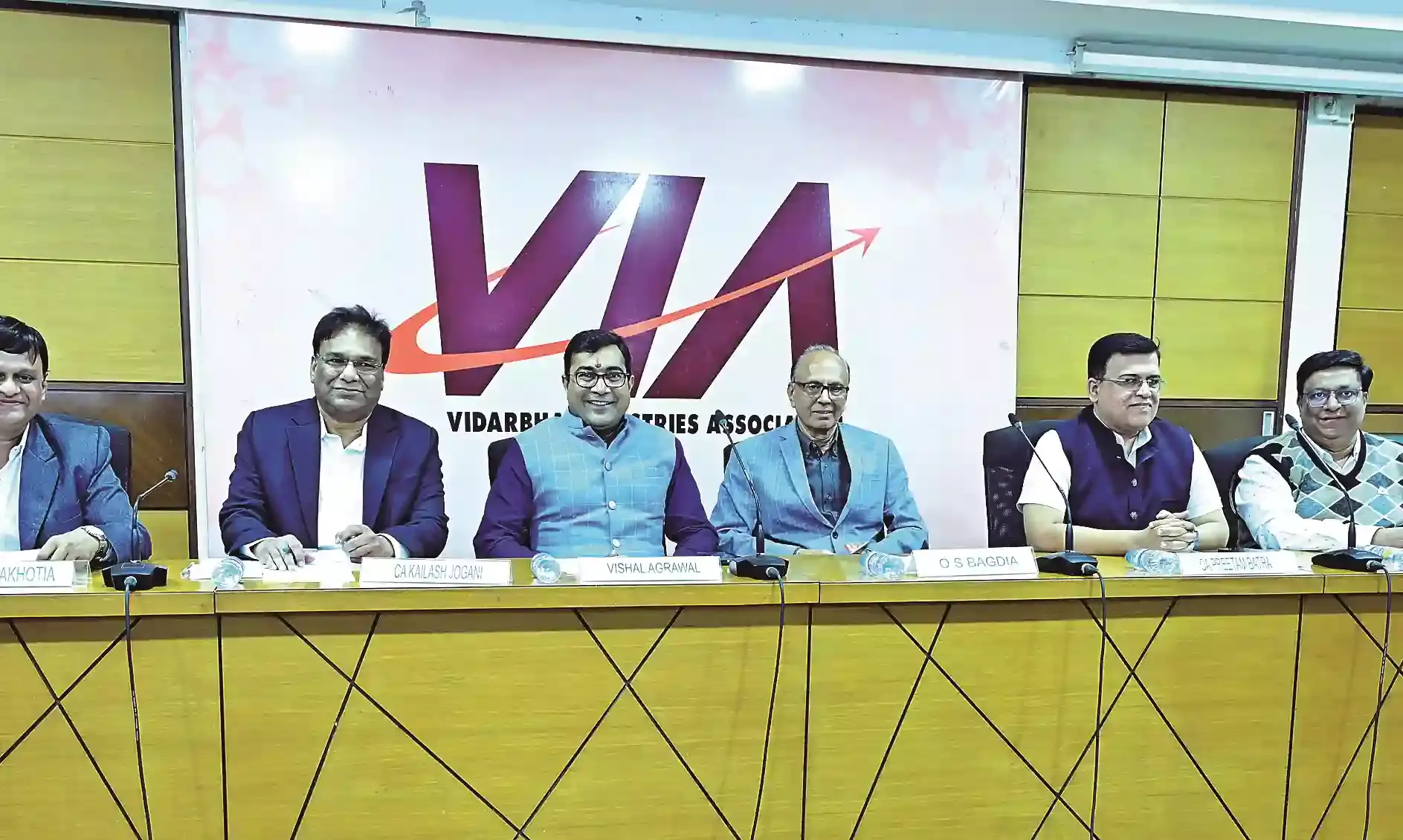 रिकॉर्ड और खातों की पुस्तकों को सत्यापित करना बेहद जरूरी, अपडेट रहना भी जरूरी