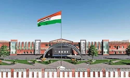 अमृत भारत स्टेशन अंतर्गत हो रहा स्टेशनों का कायाकल्प, यात्रियों की सुविधाएं बढ़ेंगी अमृत भारत स्टेशन अंतर्गत हो रहा स्टेशनों का कायाकल्प, यात्रियों की सुविधाएं बढ़ेंगी