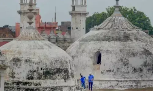 एएसआई की रिपोर्ट में किया गया बड़ा दावा, ज्ञानवापी मस्जिद में मिले भव्य हिंदू मंदिर से जुड़े कई सबूत