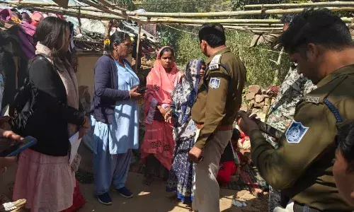 दो सगी नाबालिग बहनों के विवाह की कोशिश नाकाम, महिला बाल विकास विभाग की लाडो टीम ने रोका बाल विवाह दो सगी नाबालिग बहनों के विवाह की कोशिश नाकाम, महिला बाल विकास विभाग की लाडो टीम ने रोका बाल विवाह