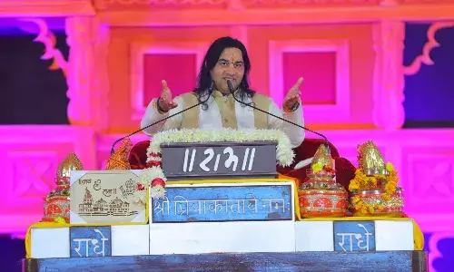 लखनऊ रामकथा में बोले केशव प्रसाद - ‘मथुरा, काशी और विश्वनाथ, तीनों लेंगे एकसाथ ’ लखनऊ रामकथा में बोले केशव प्रसाद - ‘मथुरा, काशी और विश्वनाथ, तीनों लेंगे एकसाथ ’