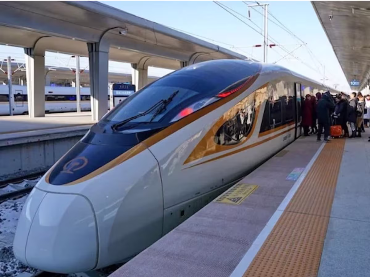 मुंबई-अहमदाबाद के बीच बुलेट ट्रेन के परिचालन की सुरक्षा के किए जा रहे पुख्ता इंतजाम