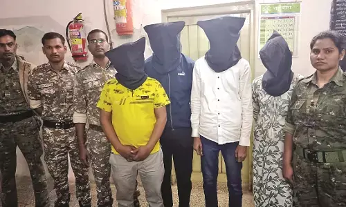 ब्लैकमेलिंग , नागपुर के पत्रकार व पुलिसकर्मी सहित 4 आरोपी गिरफ्तार, महिला फरार