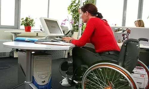 आरक्षण के मुताबिक दिव्यांगों को दी जाए नौकरी, शैक्षणिक संस्थानों को निर्देश