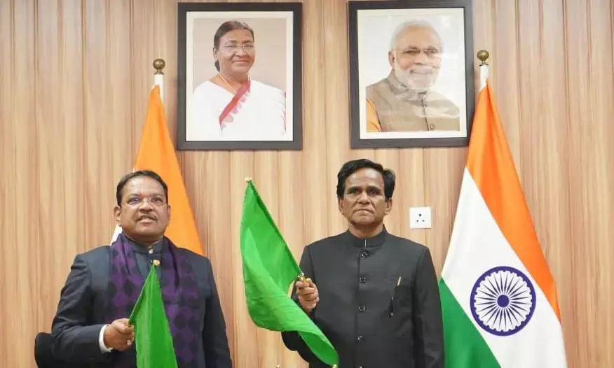 फिर पटरी पर दौड़ी पुणे-लोनावला लोकल, ज्यादा जानकारी के लिए डाउनलोड कर लें ये एप