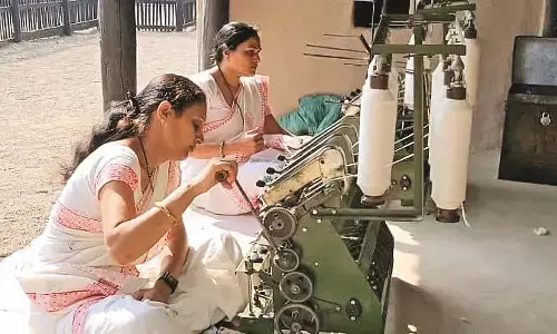 अखंड सूत यज्ञ में 35 हजार मीटर सूत की कताई, सर्वधर्म शांति संदेश पदयात्रा निकाली