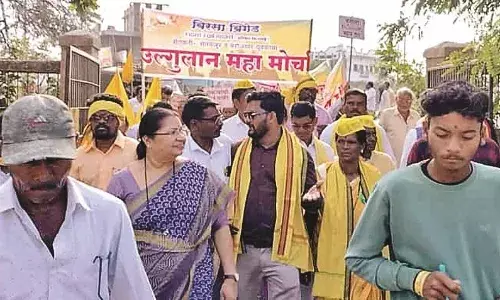 बिरसा ब्रिगेड का तहसील कार्यालय पर प्रदर्शन- किसानों और बेराेजगारी की चिन्ता