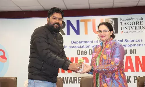 रबीन्द्रनाथ टैगोर विश्वविद्यालय के पैरामेडिकल साइंसेज विभाग द्वारा सर्वाइकल कैंसर जागरूकता शिविर का आयोजन संपन्न रबीन्द्रनाथ टैगोर विश्वविद्यालय के पैरामेडिकल साइंसेज विभाग द्वारा सर्वाइकल कैंसर जागरूकता शिविर का आयोजन संपन्न