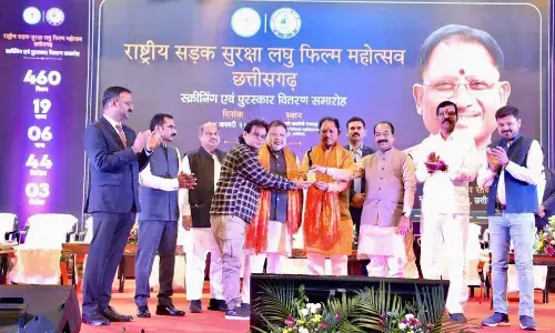 सर्वश्रेष्ठ सिनेमैटोग्राफी और फोटोग्राफी के लिए शैलेश सम्मानित, प्रेरणादायी है शार्ट फिल्म सर्वश्रेष्ठ सिनेमैटोग्राफी और फोटोग्राफी के लिए शैलेश सम्मानित, प्रेरणादायी है शार्ट फिल्म