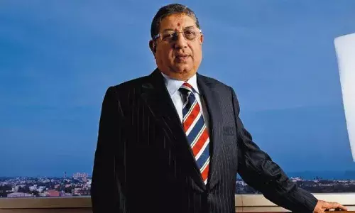 BCCI के पूर्व अध्यक्ष श्रीनिवासन के कंपनी दफ्तर पर ED की रेड, फेमा उल्लंघन मामले की गई जांच BCCI के पूर्व अध्यक्ष श्रीनिवासन के कंपनी दफ्तर पर ED की रेड, फेमा उल्लंघन मामले की गई जांच