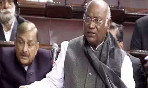 अपने ही सांसद पर भड़के कांग्रेस अध्यक्ष मल्लिकार्जुन खरगे, बोले - देश तोड़ने वाली किसी भी बात को नहीं करुंगा बर्दाश्त