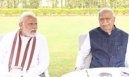 आडवाणी को भारत रत्न देने की घोषणा पर जयराम रमेश का बड़ा बयान, पुरानी घटनाएं याद दिलाकर पीएम मोदी पर साधा निशाना आडवाणी को भारत रत्न देने की घोषणा पर जयराम रमेश का बड़ा बयान, पुरानी घटनाएं याद दिलाकर पीएम मोदी पर साधा निशाना