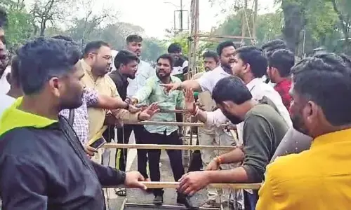 जाणता राजा से पहले चले राजनीतिक महानाटक ने बटोरीं सुर्खियां, भिड़ गए थे समर्थक