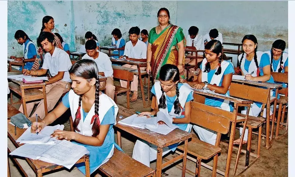 बोर्ड परीक्षाएंँ आज से, दसवीं में बैठेंगे 24565 परीक्षार्थी