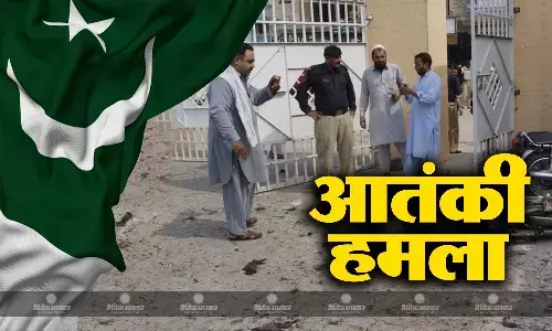 पाकिस्तान में पुलिस स्टेशन पर आतंकी हमला, 10 पुलिसकर्मियों की मौत वहीं 6 बुरी तरह घायल