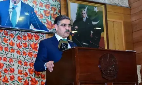 पाक के कार्यवाहक पीएम ने भारत के खिलाफ उगला जहर, युद्ध की दी चेतावनी पाक के कार्यवाहक पीएम ने भारत के खिलाफ उगला जहर, युद्ध की दी चेतावनी
