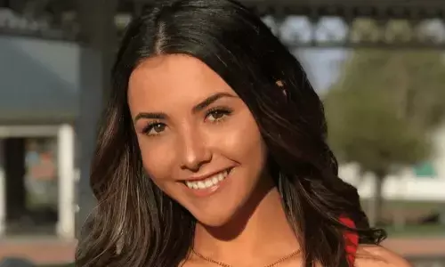 सोशल मीडिया पर इस खूबसूरत लड़की को लोग समझ रहे थे मॉडल, मगर ब्यूटी विद ब्रेन रियलटी में है इस खेल की खिलाड़ी