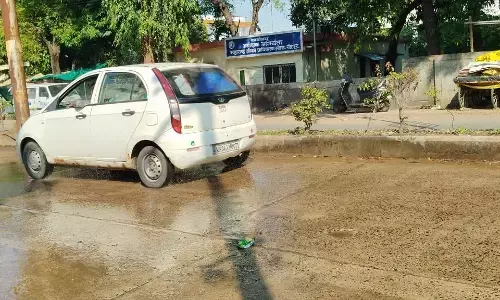 मजीप्रा की अनदेखी से चंद्रपुर शहर में प्रतिदिन बर्बाद हो रहा हजारों लीटर पानी