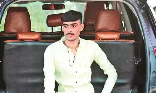 युवक की हत्या के तीन आरोपी गिरफ्तार, मामूली बात पर भरे बाजार में गोली से उड़ाया