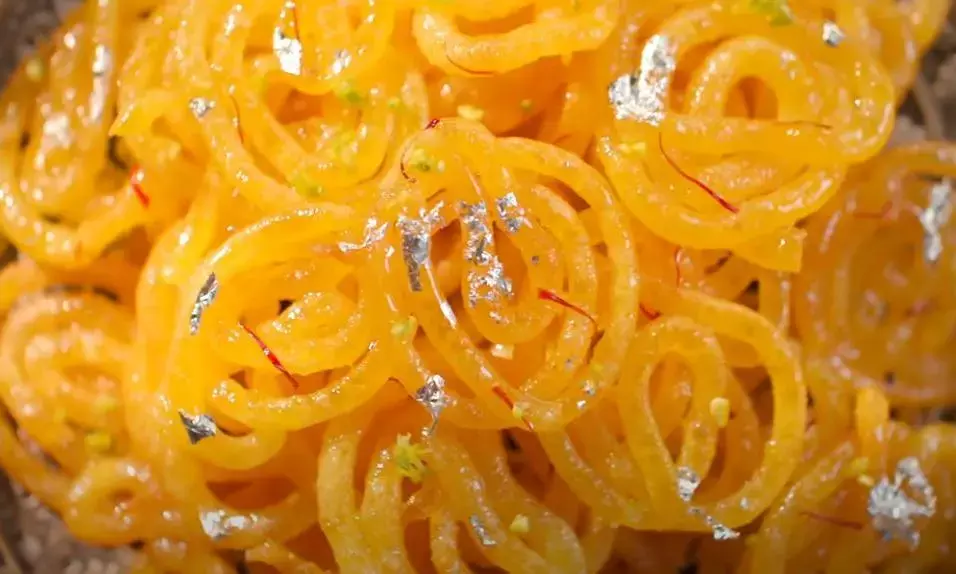 बसंत पंचमी पर लगाए केसरिया जलेबी का भोग, यहां जानें पूरी रेसिपी