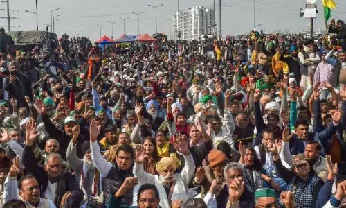 संयुक्त किसान मोर्चा के दिल्ली कूच से पहले अलर्ट मोड पर हरियाणा सरकार, राज्य के 7 जिलों में 3 दिन के इंटरनेट किया बंद