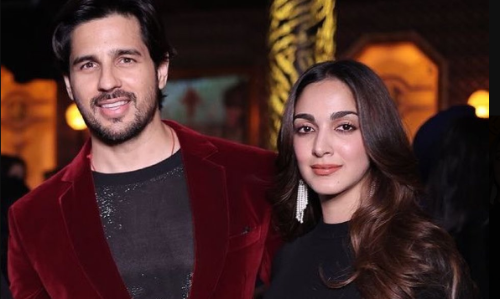 सिद्धार्थ और कियारा ने दिल्ली में सेलिब्रेट की अपनी पहली वेडिंग एनिवर्सरी, पार्टी की फोटोज सोशल मीडिया पर वायरल