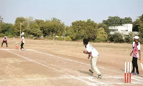 दिव्यांग क्रिकेट स्पर्धा का शानदार आगाज, फाइनल में खिलाड़ी जमकर बहा रहे पसीना दिव्यांग क्रिकेट स्पर्धा का शानदार आगाज, फाइनल में खिलाड़ी जमकर बहा रहे पसीना